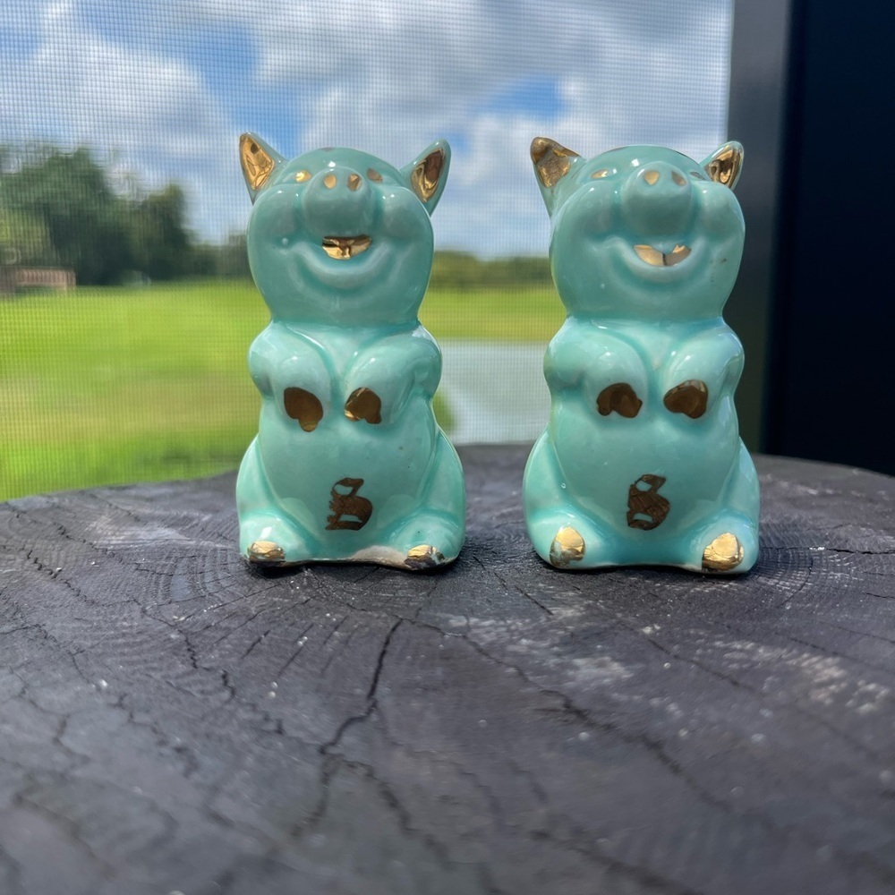 2-Vintage Green  Gold Trim Little Pig Salt Shakers - Picture 5 of 12